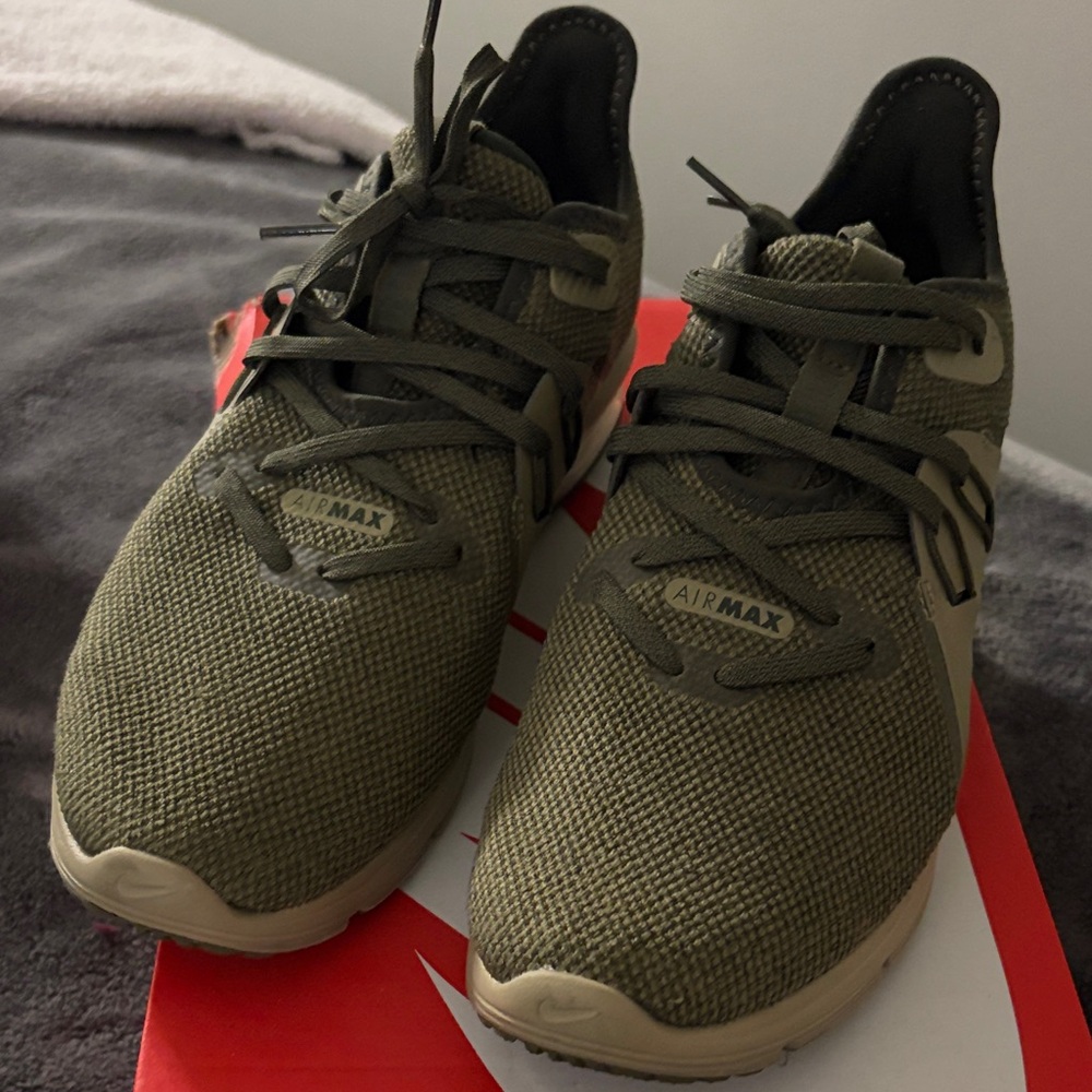 Nike Air Max Khaki Sneakers